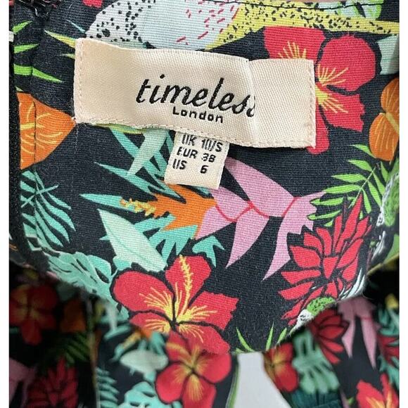 Timeless London Tropical Bird Floral Print Halter Dress Pin Up Size US6 Resort - Picture 10 of 11